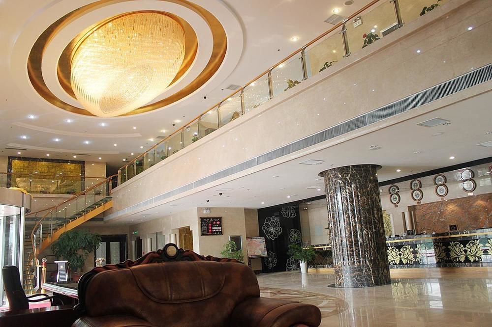 China Rushan Champs Elysees Hotel Shandong Екстер'єр фото