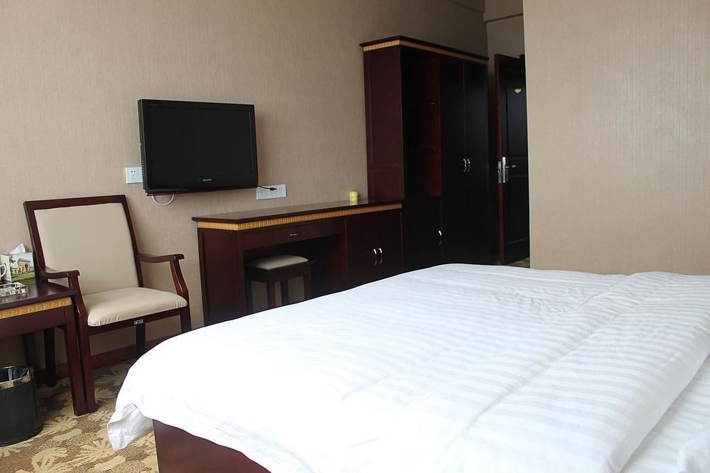 China Rushan Champs Elysees Hotel Shandong Екстер'єр фото