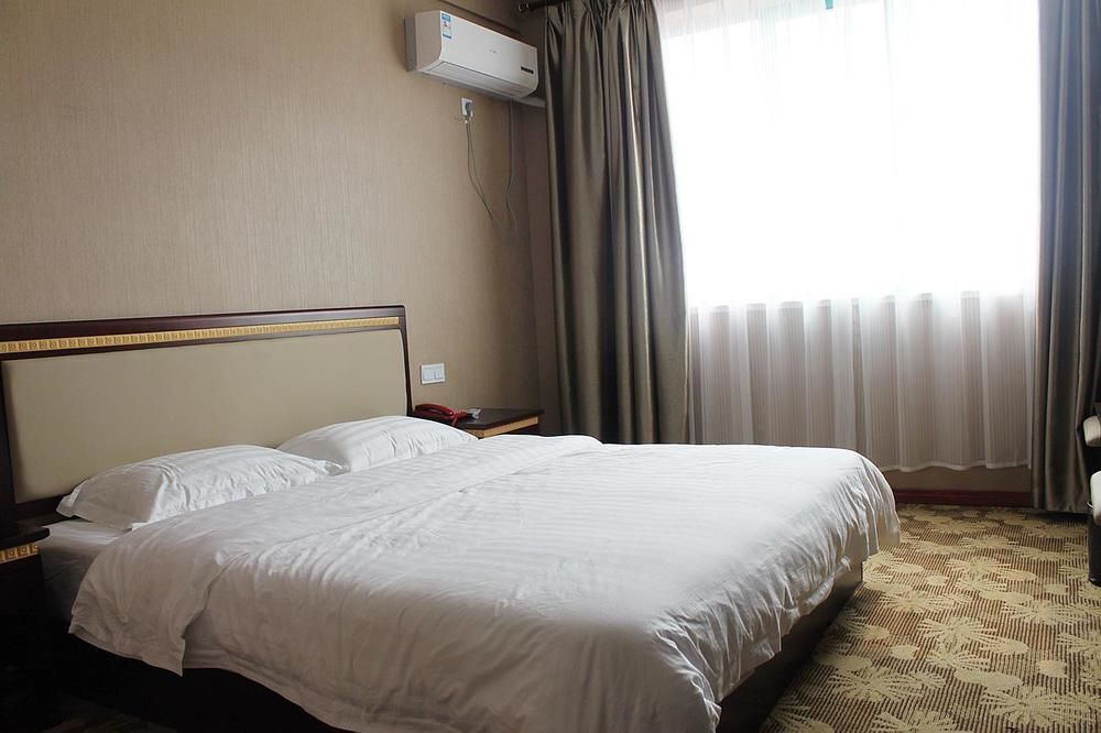 China Rushan Champs Elysees Hotel Shandong Екстер'єр фото